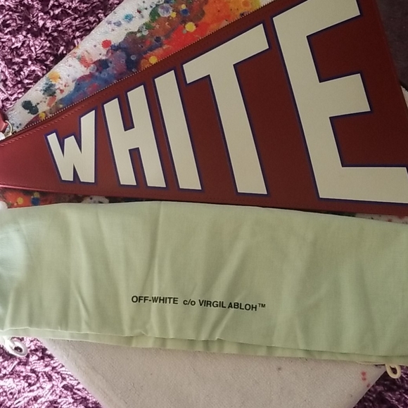 Off-white Clutch - Picture 5 of 7